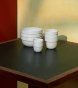 Japanske porselen skål fra Arita 1616 / Japan. Design: Cecilie Manz. Kan kjøpes ved Kollekted by en interiørbutikk på Grünerløkka, Oslo. Ved Atelier September i København fra The Table Project