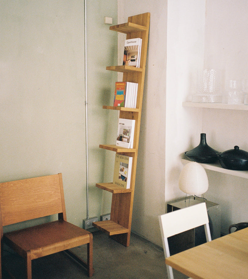 Mate Shelf